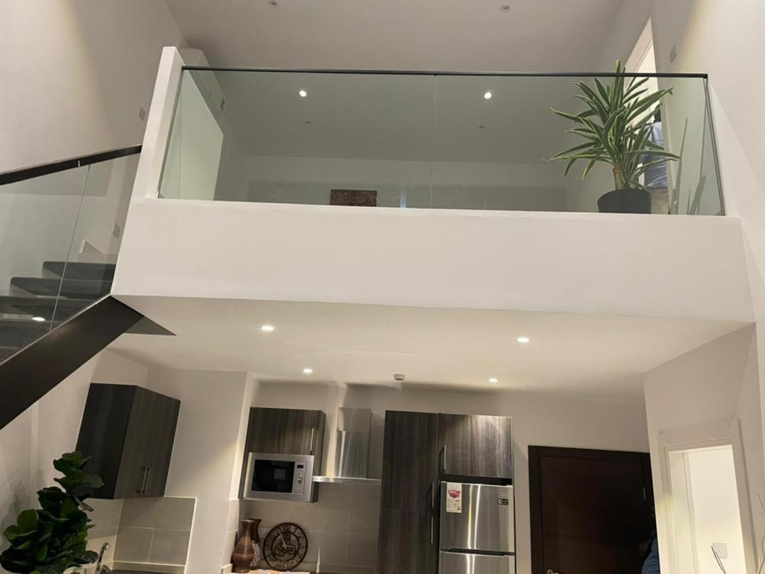Embassy Gardens Deluxe Apartment อักกรา ภายนอก รูปภาพ