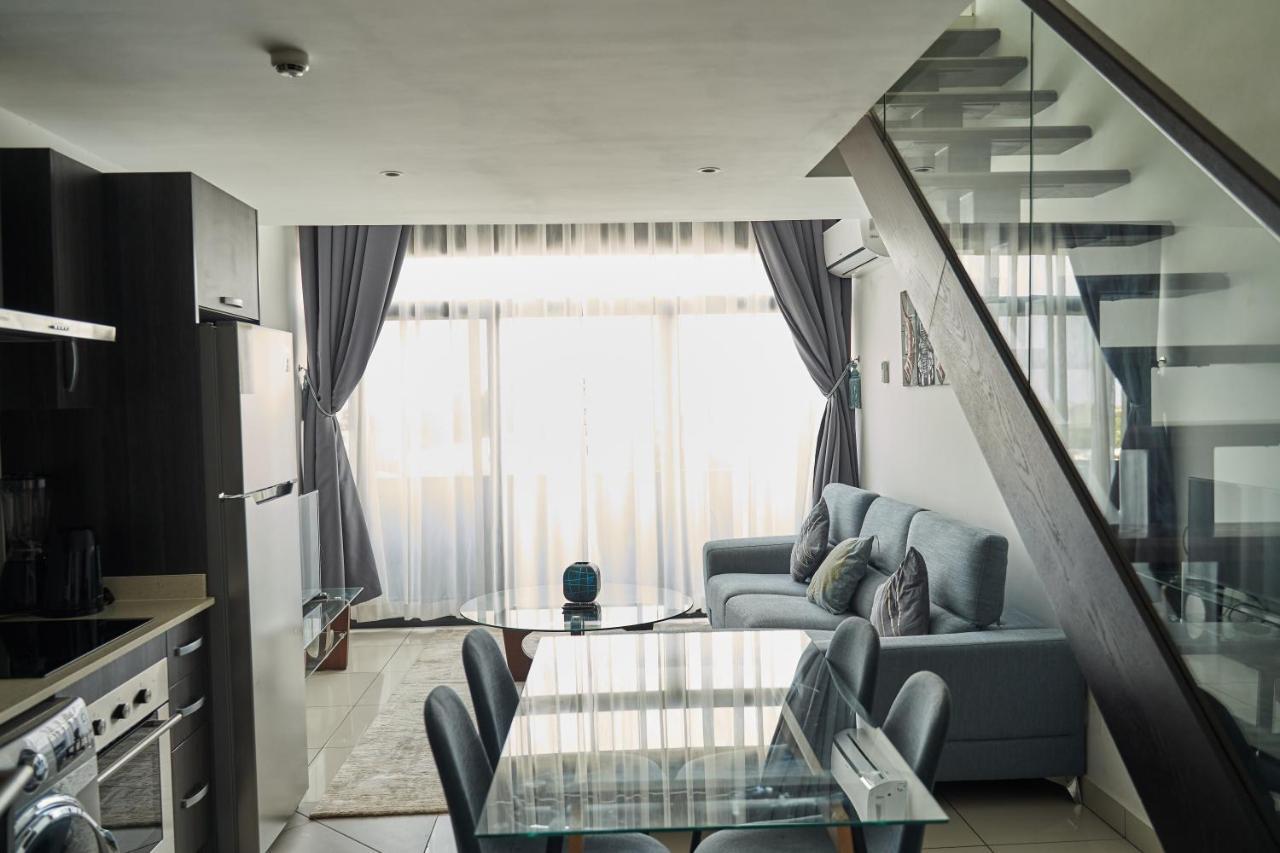 Embassy Gardens Deluxe Apartment อักกรา ภายนอก รูปภาพ